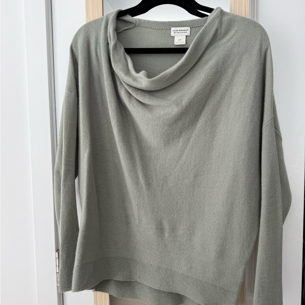 Club Monaco Sage Green Cashmere Sweater